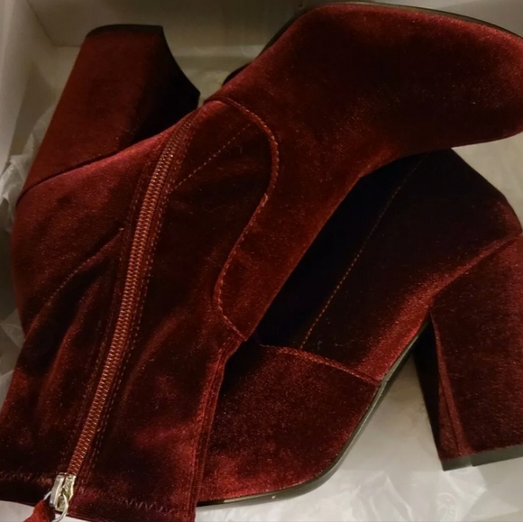 Steve Madden Velvet Sock Booties - Picture 5 of 5